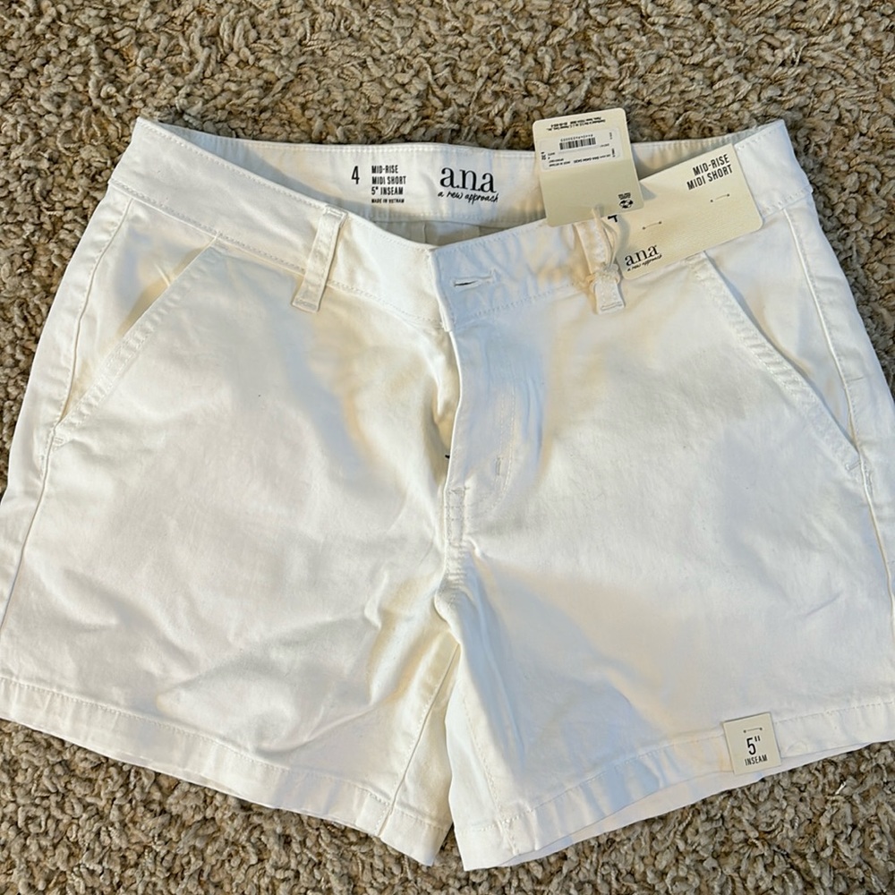 White 5 inch shorts